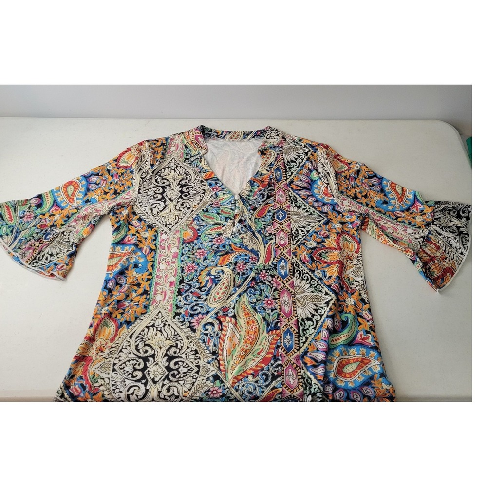 BOHO Paisley Print Ruffle Bell Sleeve Pearl Button Split Neck Top Sz Med NEW - Picture 11 of 14